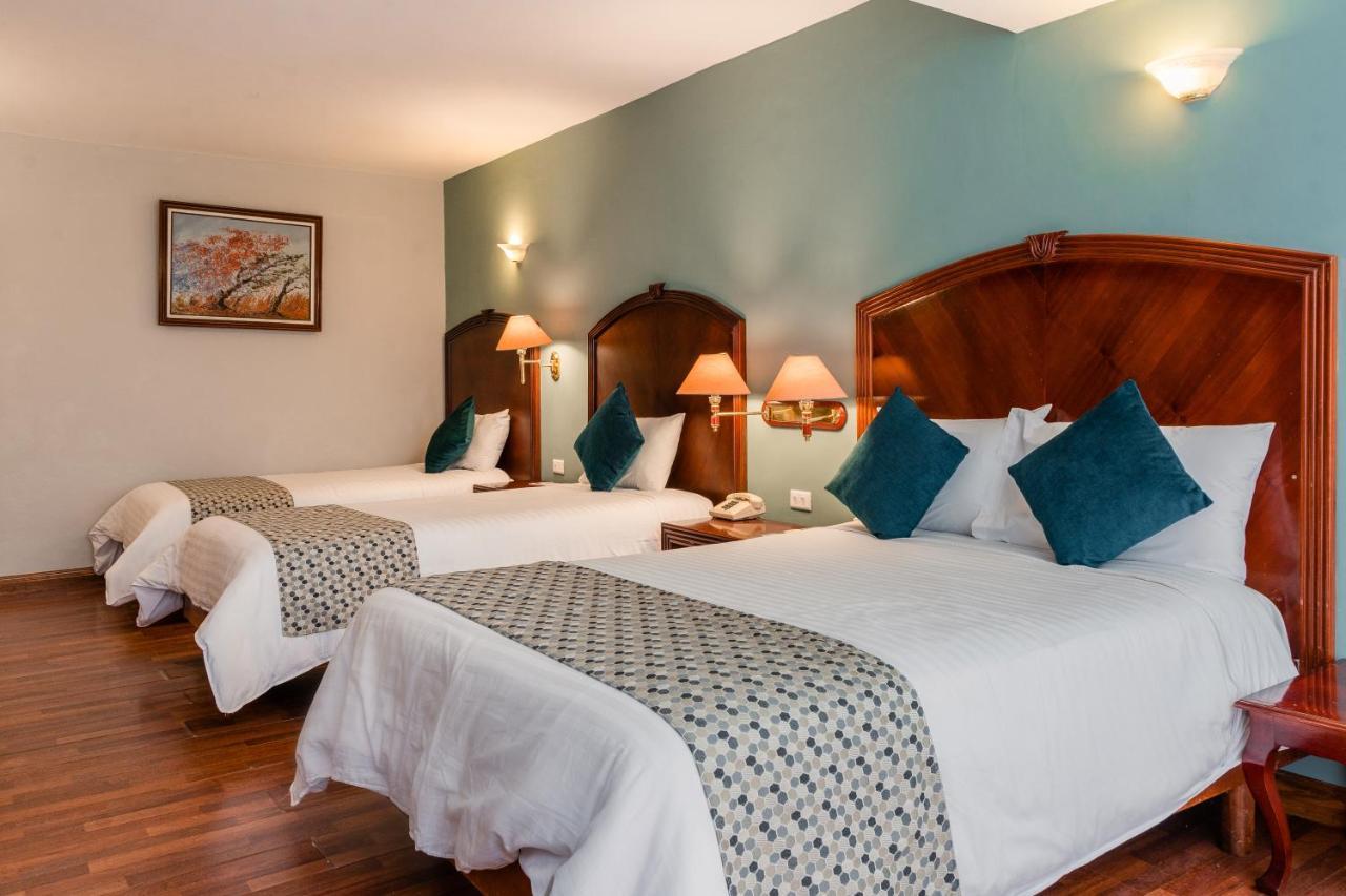 Hotel Libertador โลจา ภายนอก รูปภาพ