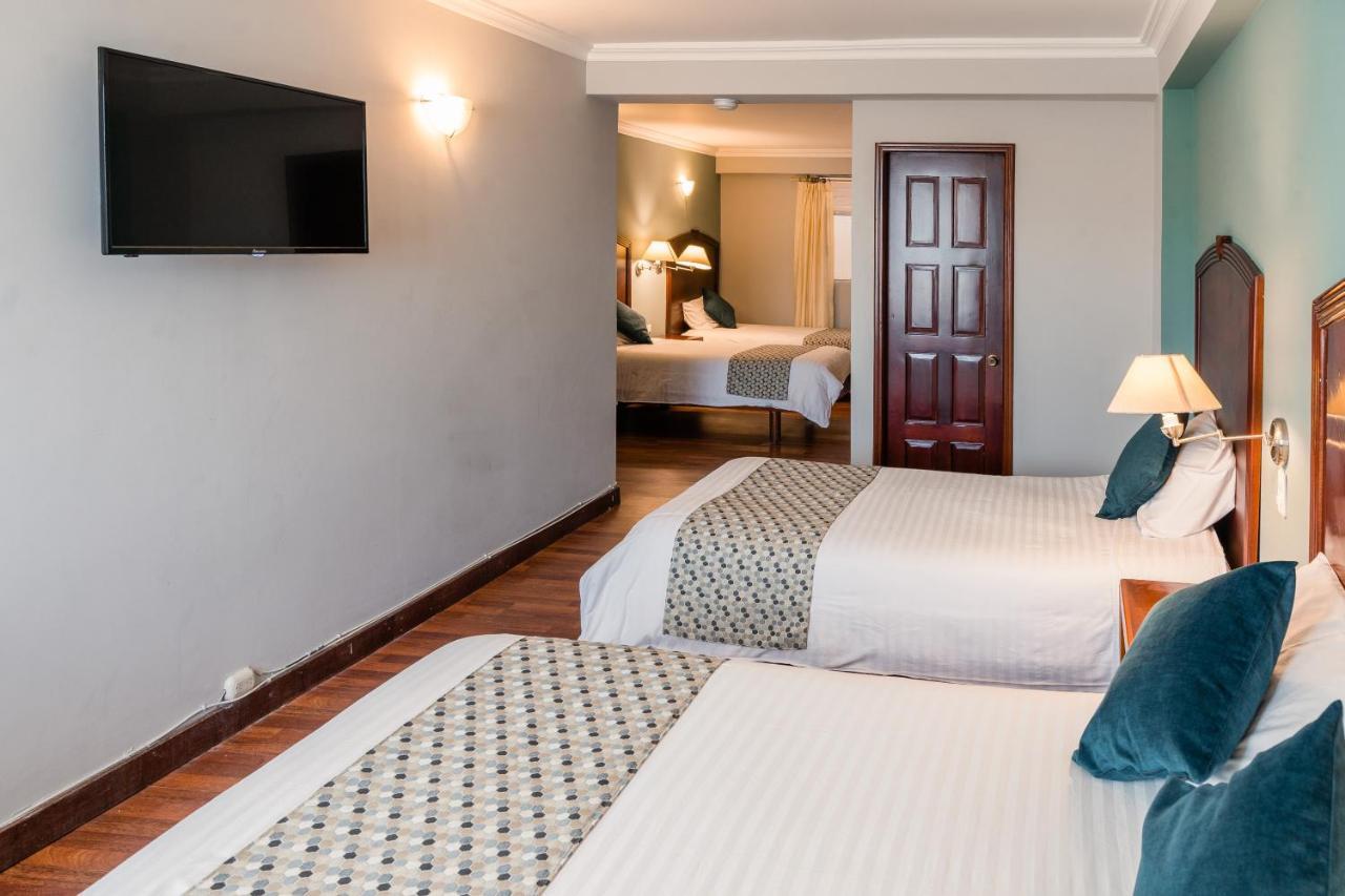 Hotel Libertador โลจา ภายนอก รูปภาพ